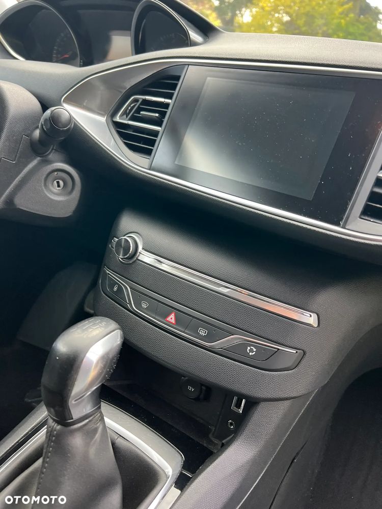 Peugeot 308 1.6 BlueHDi Active S&S - 24