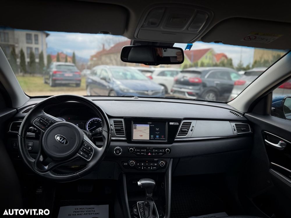 Kia Niro 1.6 GDI 2WD Aut. Vision - 9