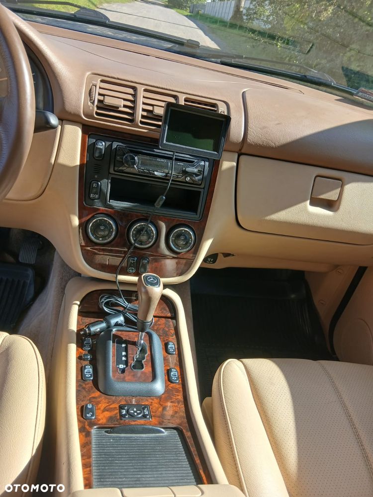Mercedes-Benz ML - 6