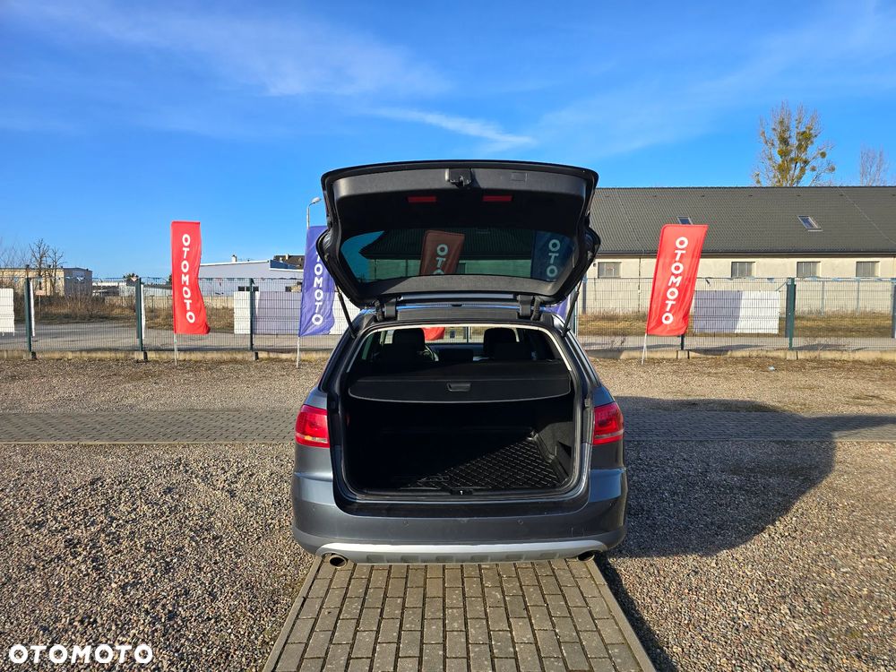 Volkswagen Passat Alltrack - 12