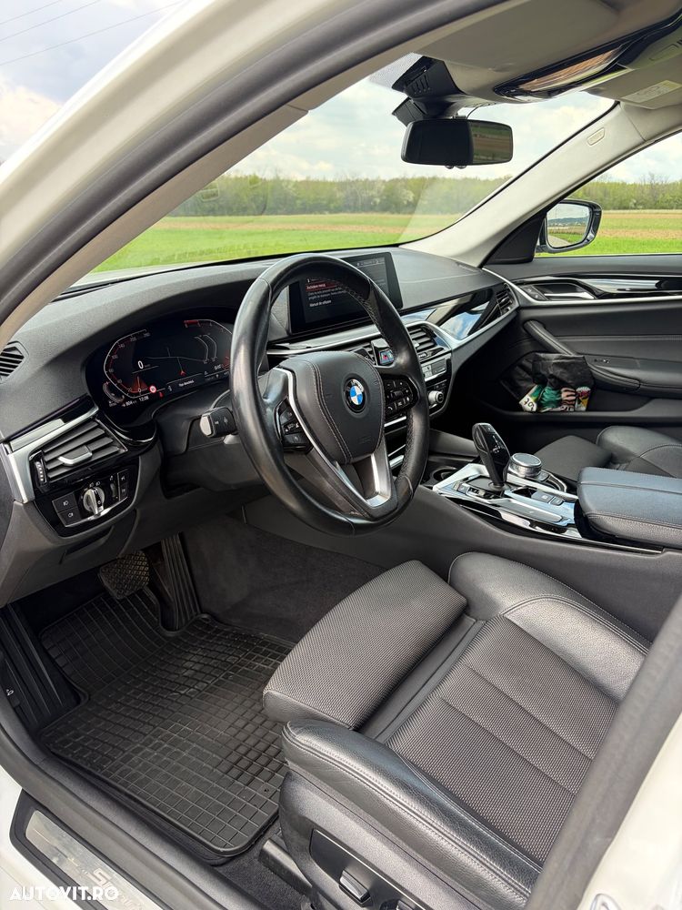 BMW Seria 5 520d Aut. M Sport Edition - 7