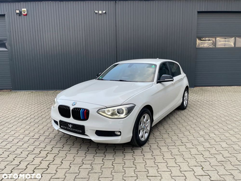BMW Seria 1 116i - 8