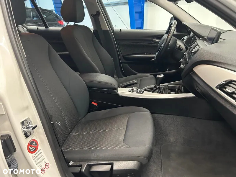 BMW Seria 1 116d - 22
