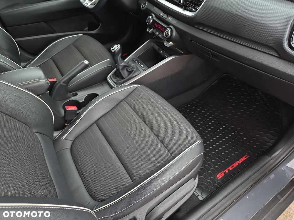 Kia Stonic 1.0 T-GDI MHEV GT Line - 27