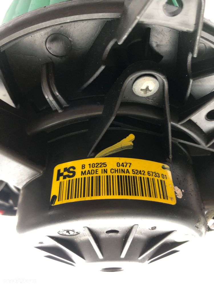 Wentylator Dmuchawa Nawiewu Opel Insignia A 5242673301 - 3