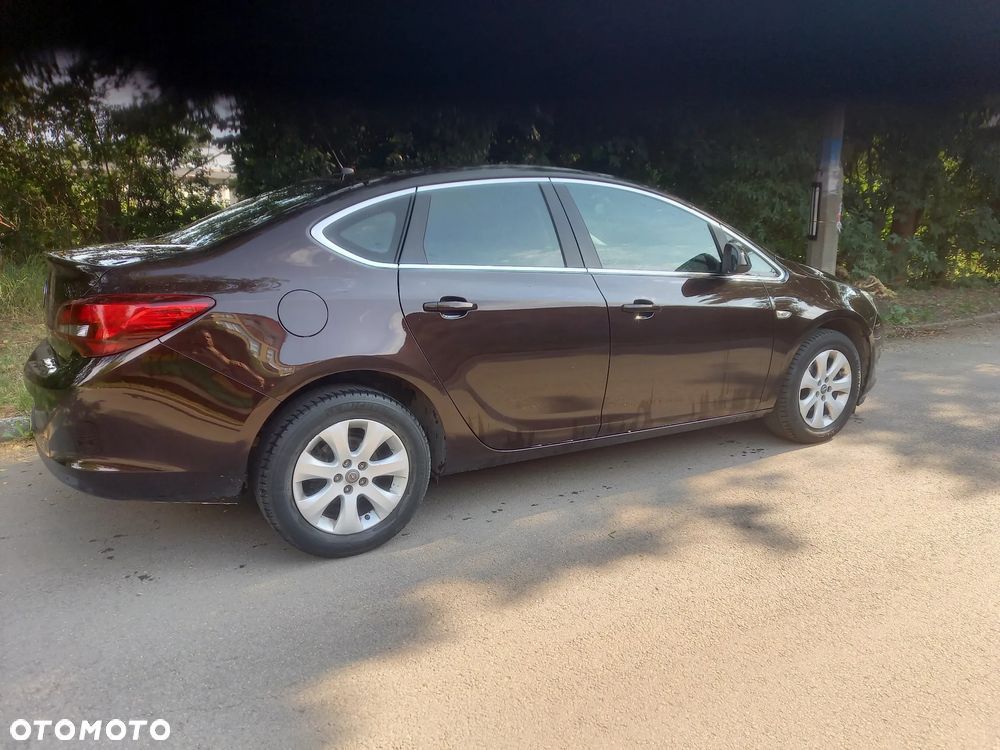 Opel Astra 1.4 T S&S EU6 - 3