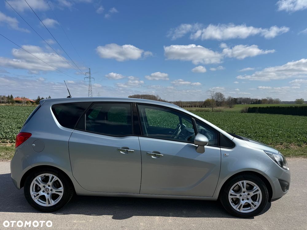 Opel Meriva 1.4 T Cosmo - 11