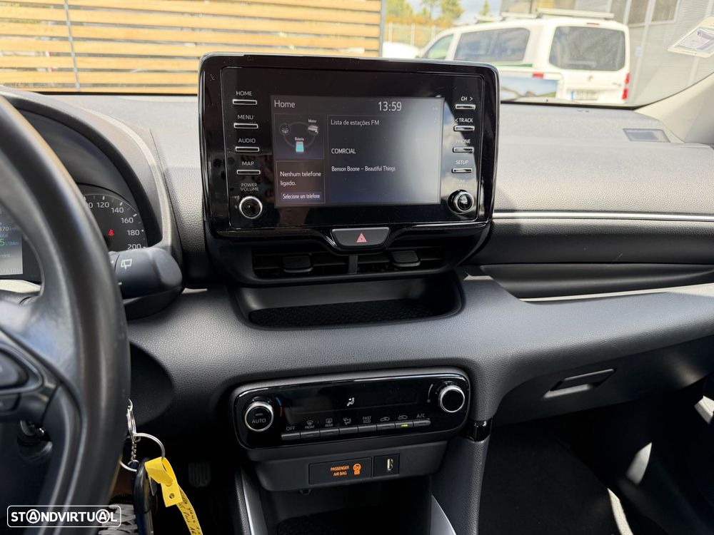 Toyota Yaris - 13