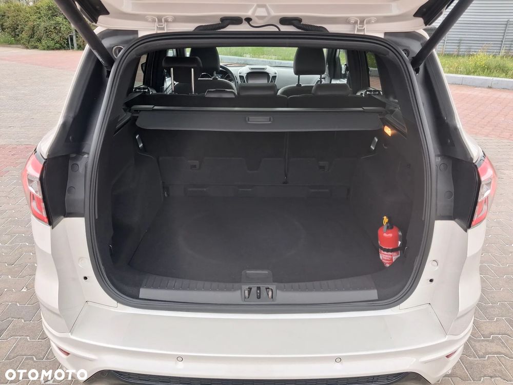 Ford Kuga 1.5 EcoBoost AWD ST-Line ASS - 18
