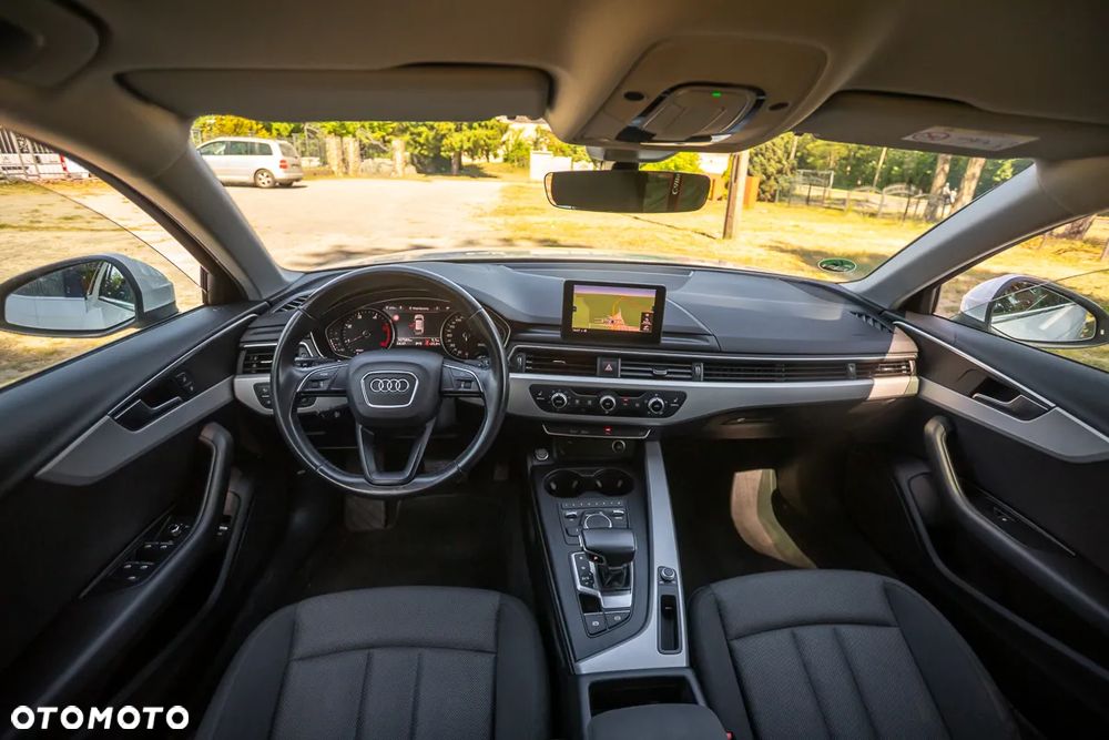 Audi A4 Avant 35 TDI S tronic - 36