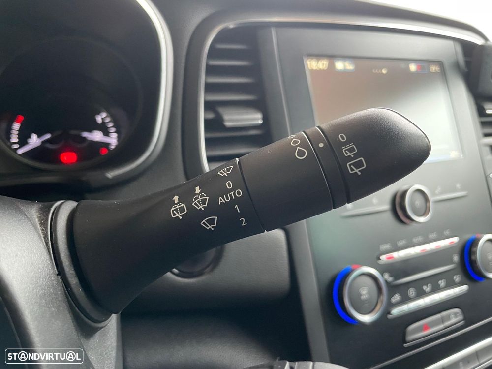 Renault Mégane Sport Tourer 1.5 Blue dCi Zen - 15