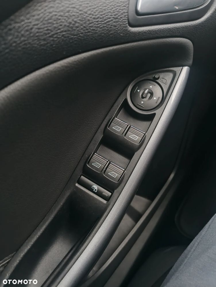 Ford Focus 1.6 EcoBoost Start-Stopp-System Titanium - 17