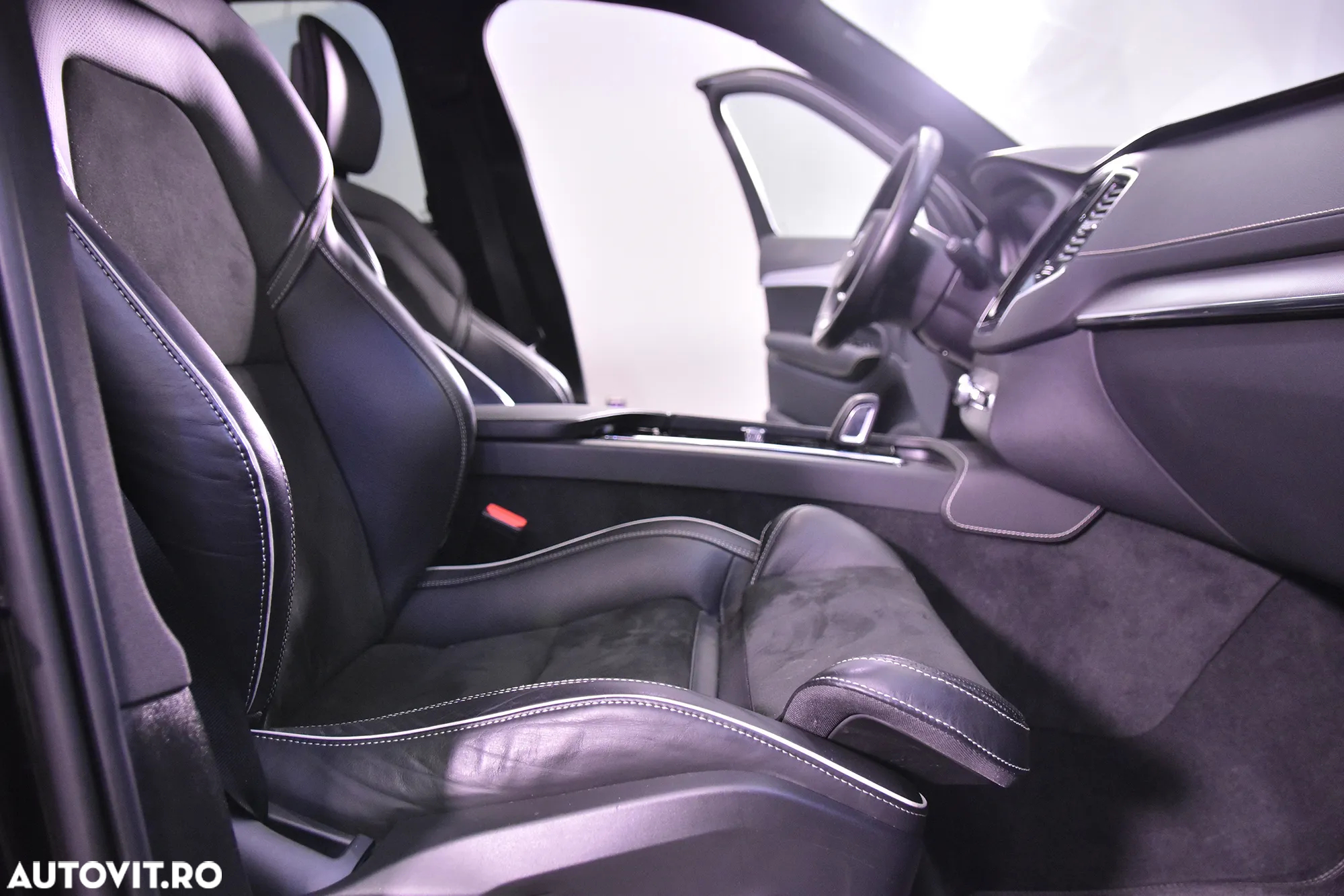 Volvo XC 90 - 11