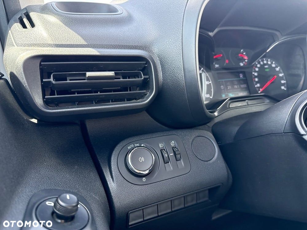 Opel Combo - 23