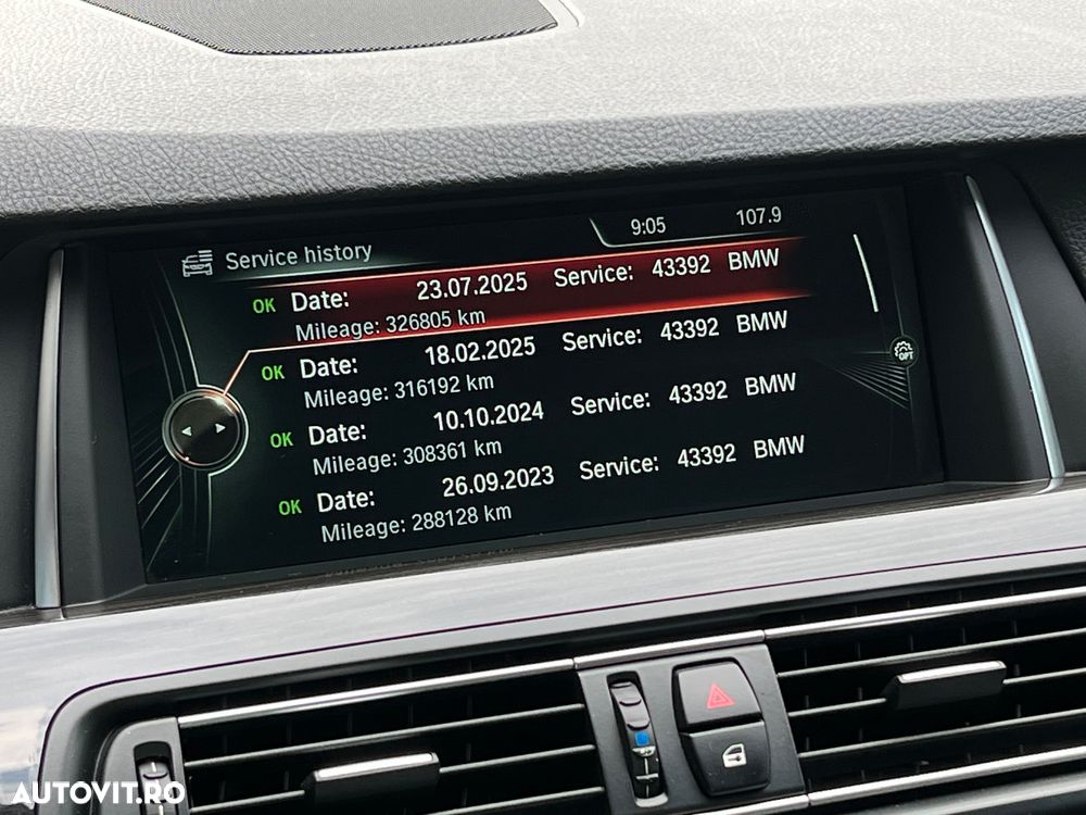 BMW Seria 5 520d xDrive Touring Aut. Luxury Line - 32
