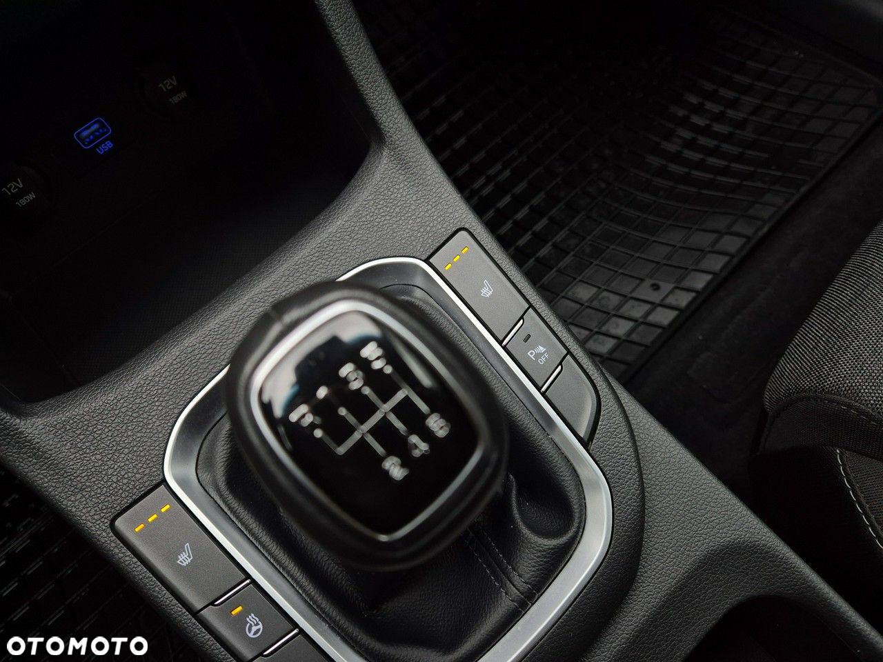 Hyundai i30 - 27