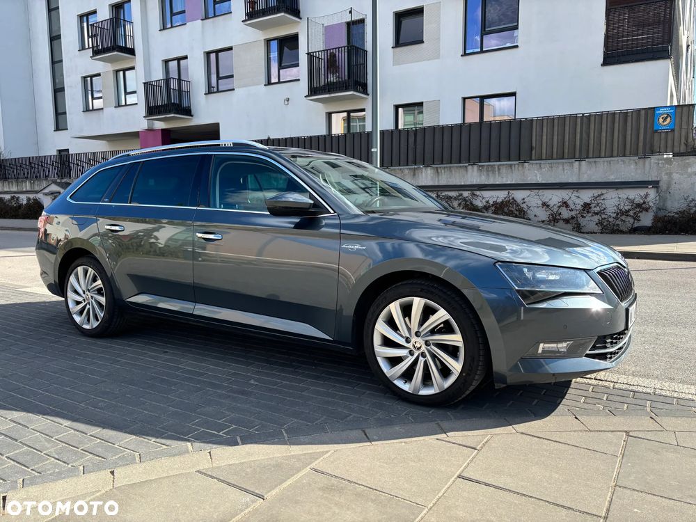 Skoda Superb 2.0 TDI DSG Style - 1