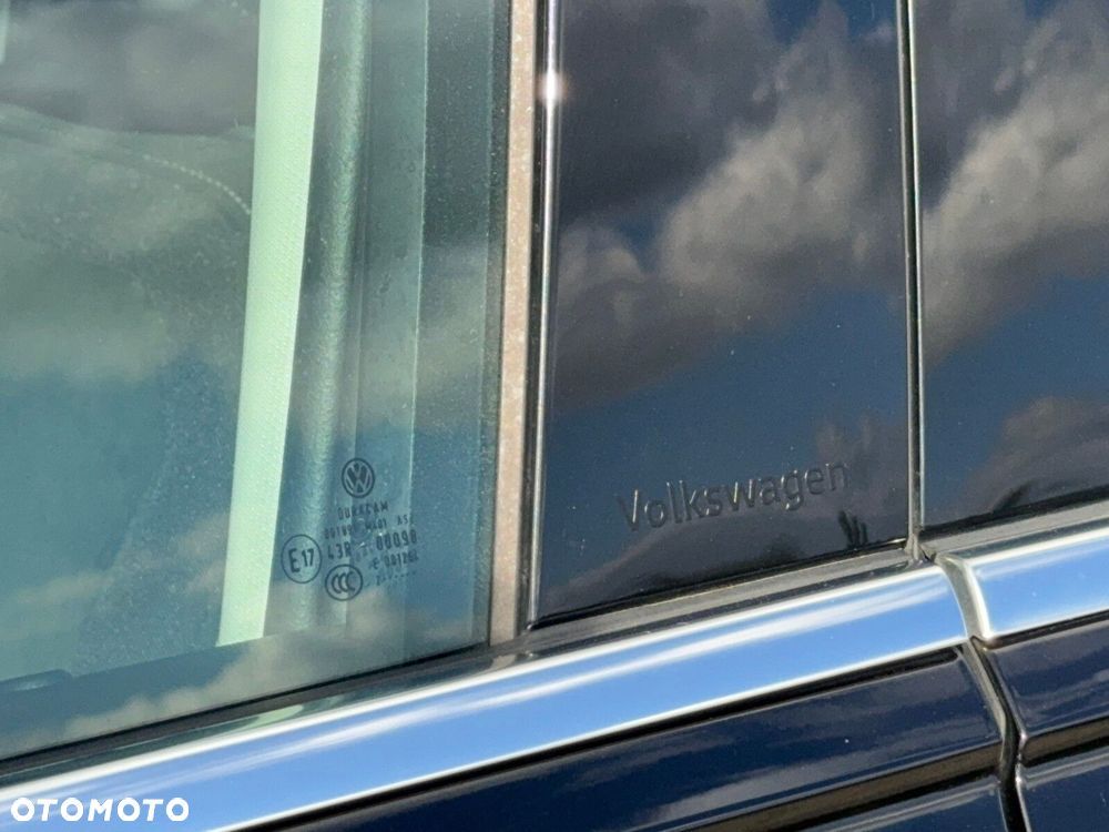 Volkswagen Tiguan - 13