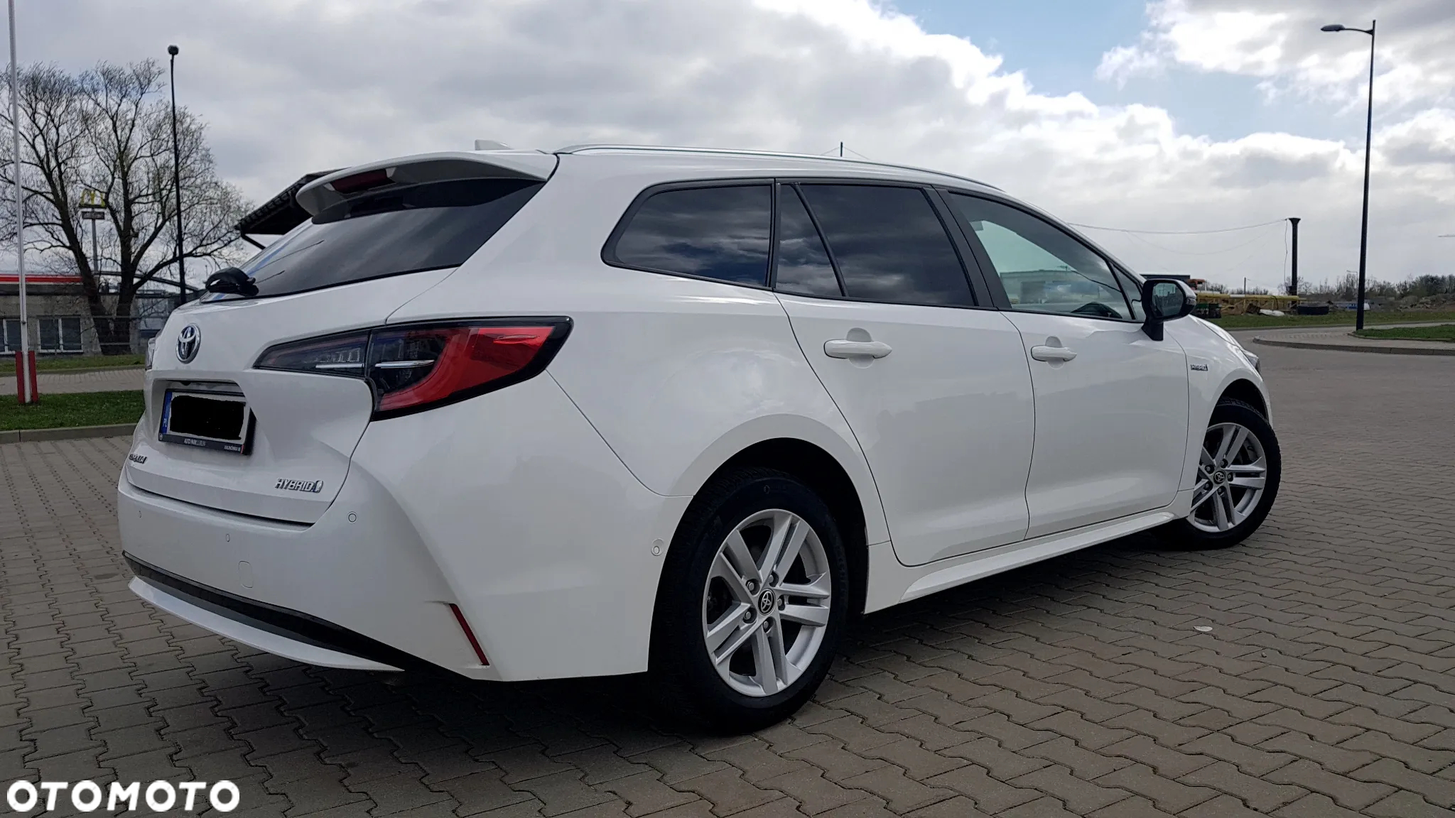 Toyota Corolla 1.8 Hybrid Style - 12