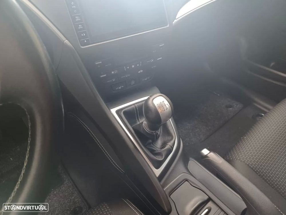 Honda Civic 1.6 i-DTEC Elegance Connect Navi - 20