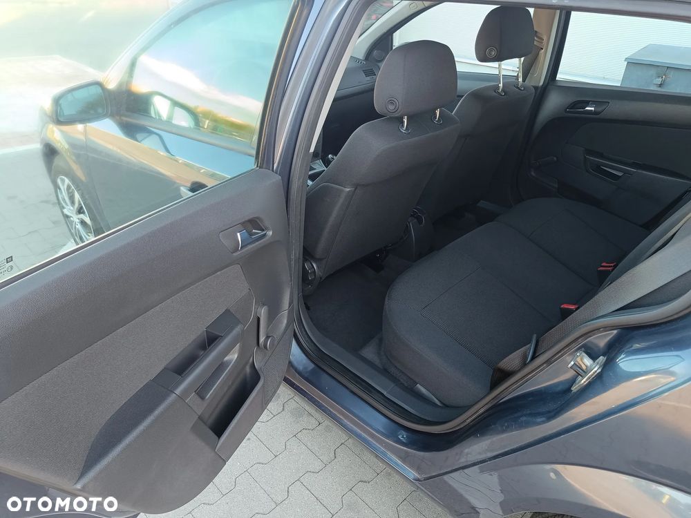 Opel Astra - 20
