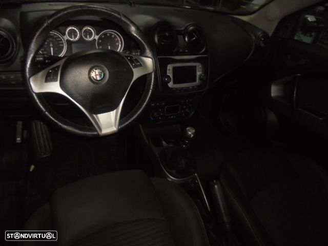 Carro MOT: 350A1000 ALFA ROMEO MITO 2014 1.4 77CV 3P PRETO GASOLINA - 7