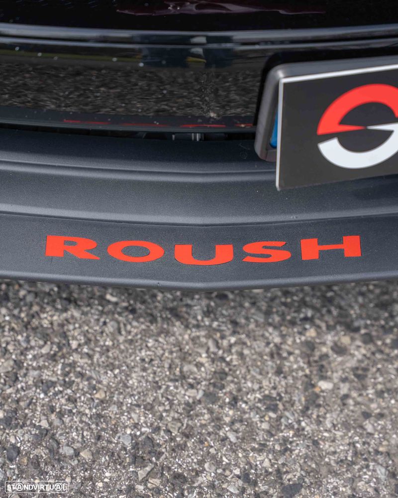 Ford Mustang - 6