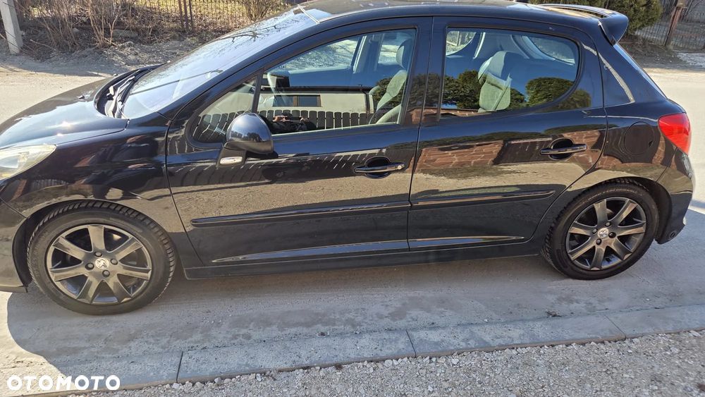 Peugeot 207 - 5