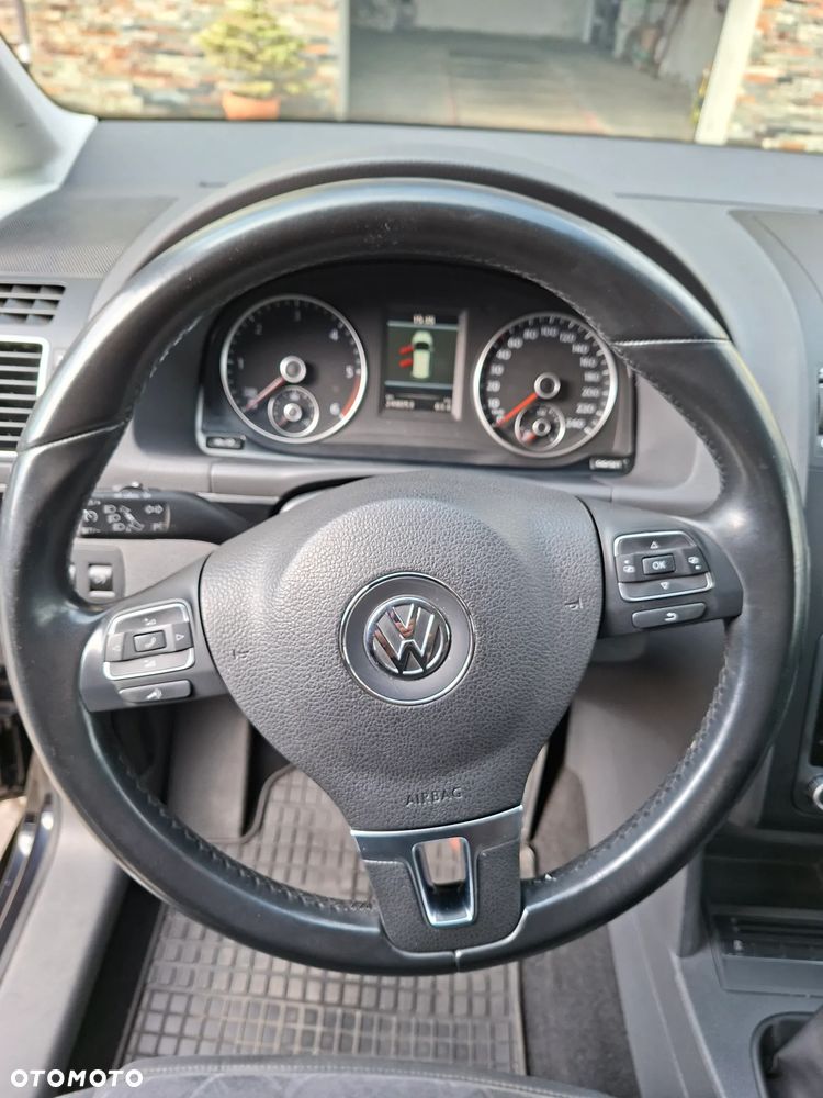 Volkswagen Touran 2.0 TDI DPF Highline - 7