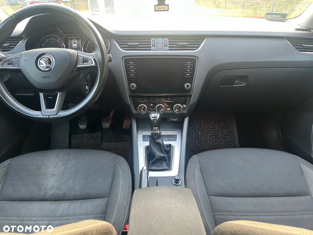 Skoda Octavia 1.5 TSI ACT Ambition - 4