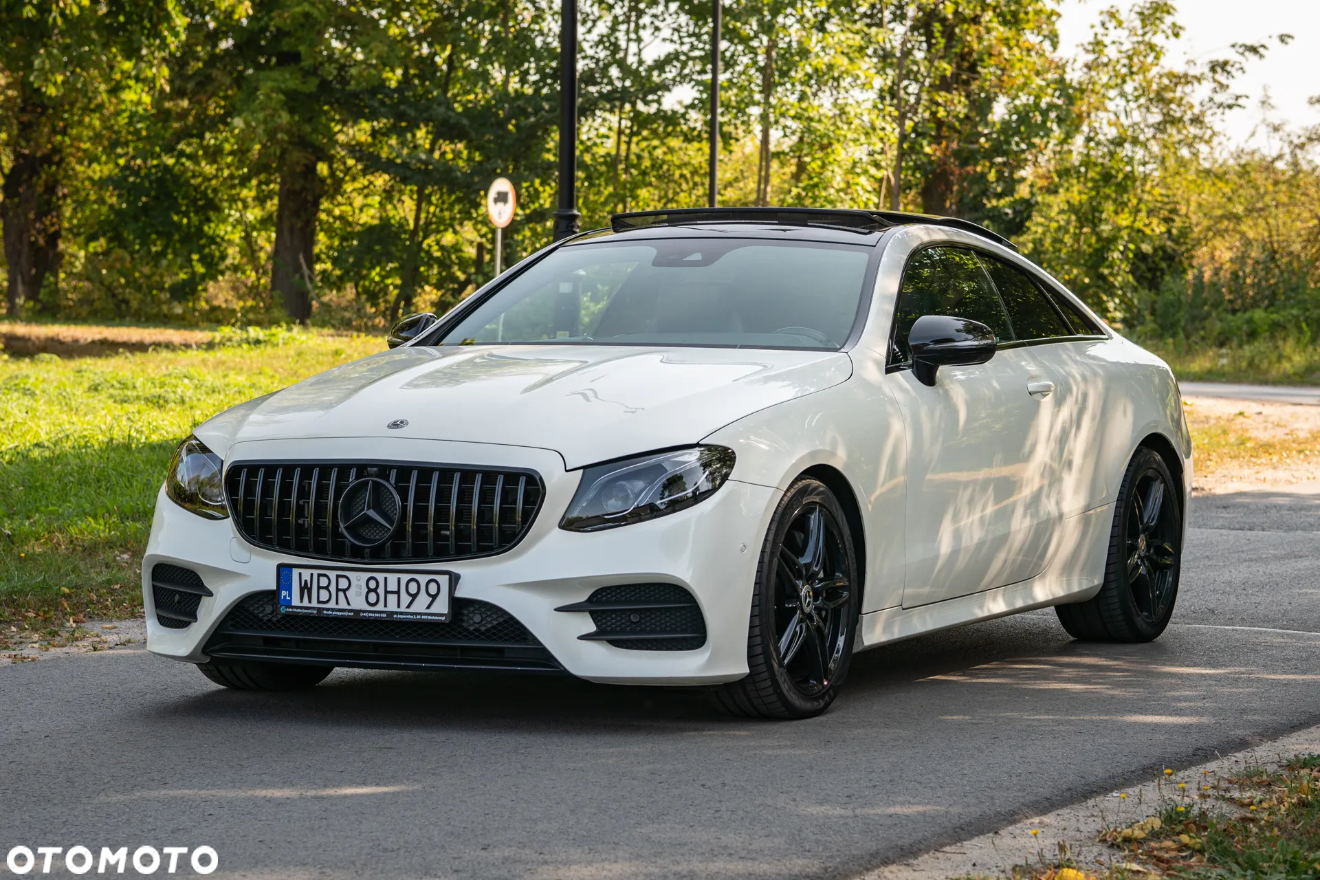 Mercedes-Benz Klasa E 300 Coupe 9G-TRONIC - 8