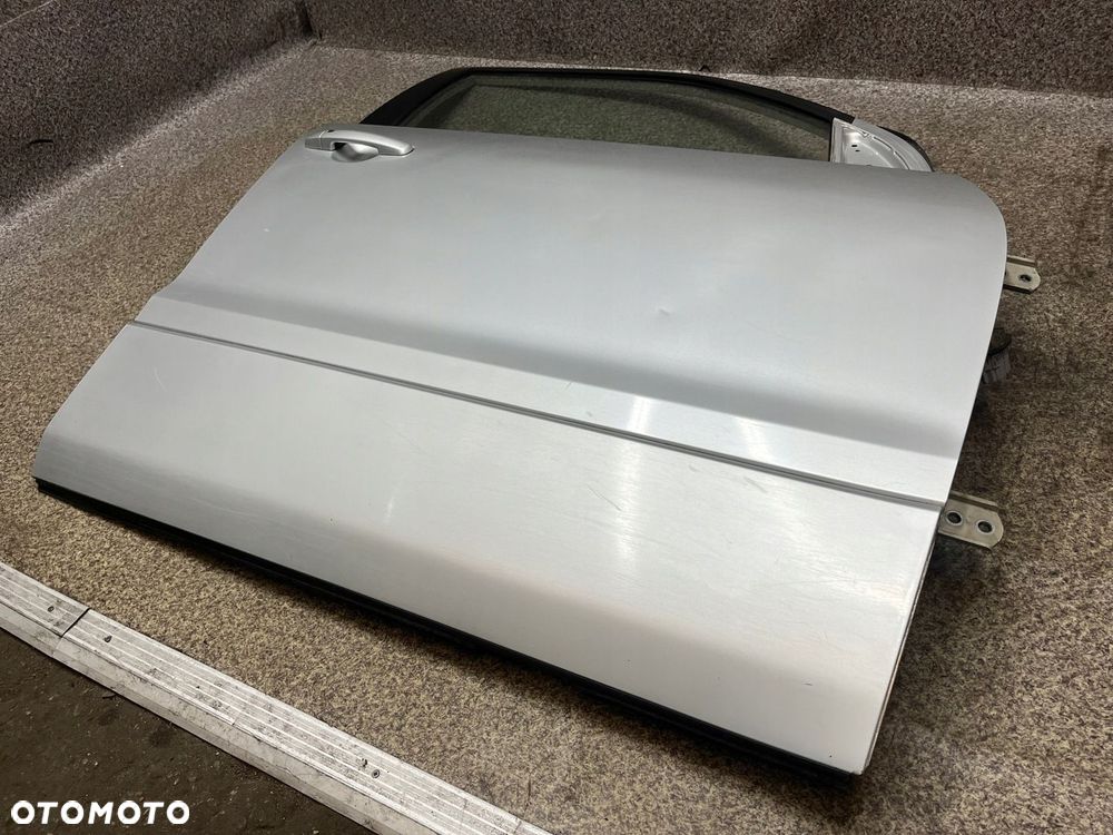 Drzwi prawy przod przednie listwa Z2S C02 Suzuki Grand Vitara 2 II 110 umFe - 8