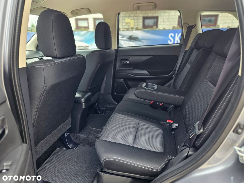 Mitsubishi Outlander 2.0 2WD Diamant - 6