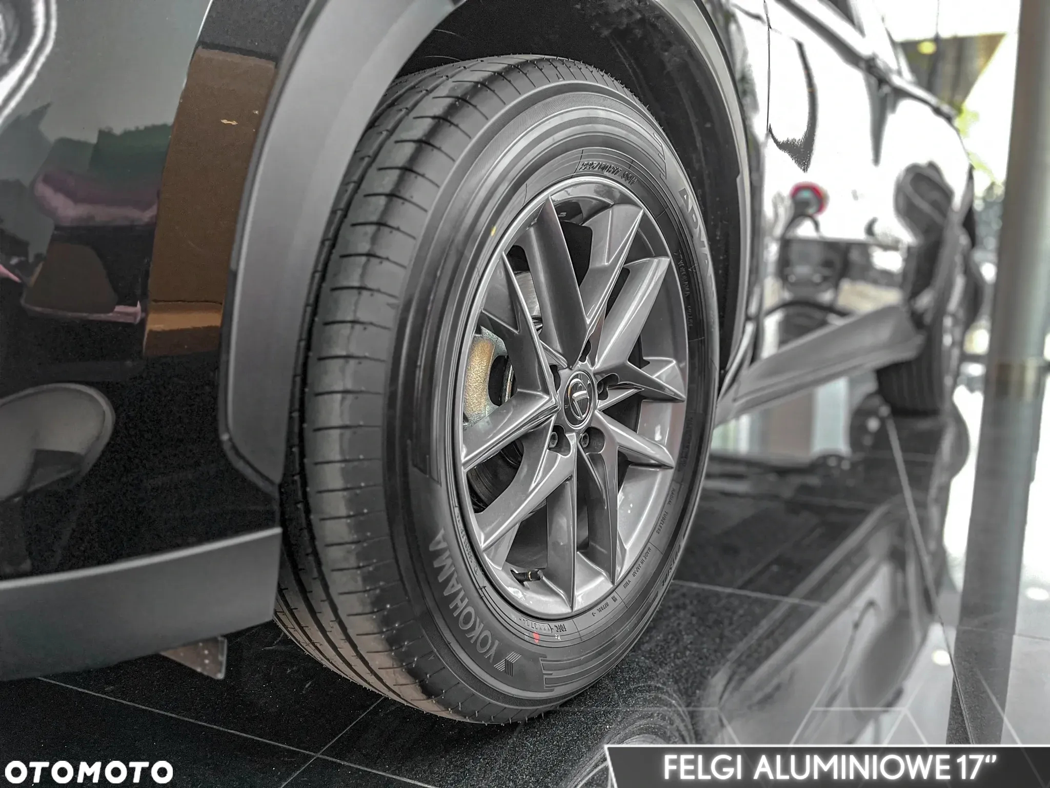 Lexus LBX 1.5 Hybrid - 8