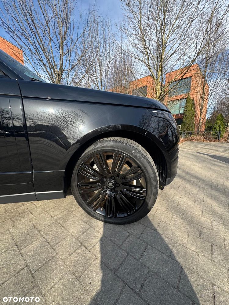 Land Rover Range Rover D300 Autobiography - 3