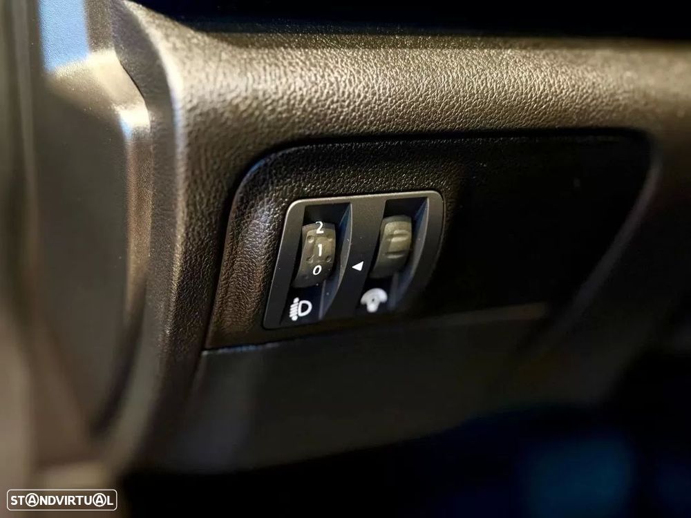 Renault Mégane 1.5 Blue dCi Limited EDC - 16