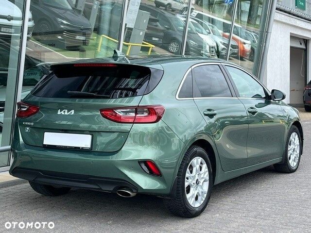 Kia Ceed 1.5 T-GDI M DCT - 15
