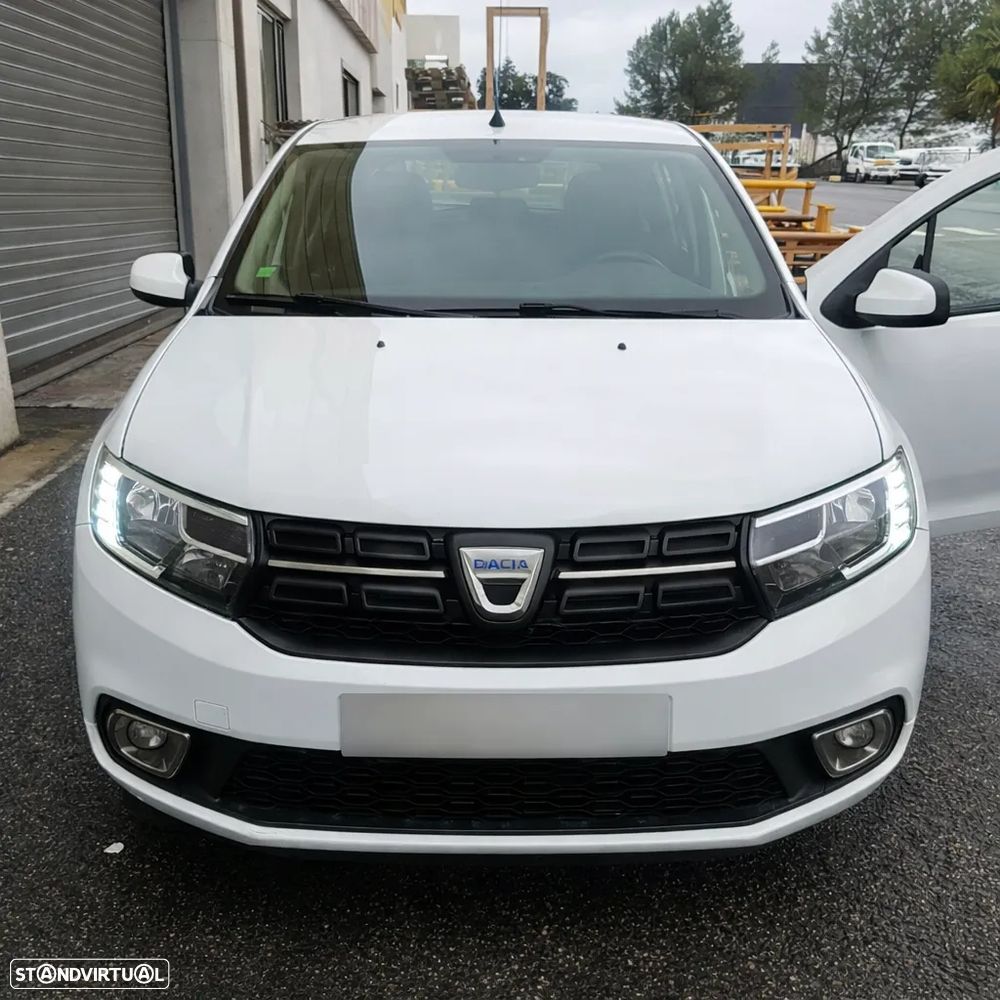 Dacia Sandero TCe 100 Essential - 2