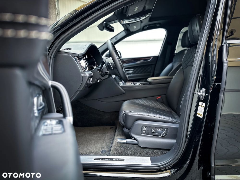 Bentley Bentayga W12 - 10