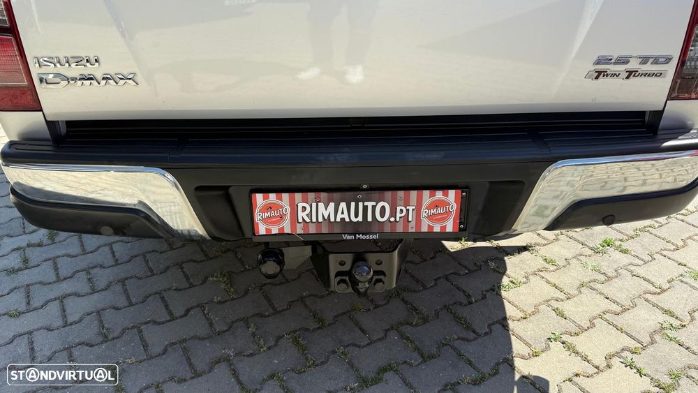 Isuzu D-Max 2.5 DTi CD 4WD LS Sport Edition - 16