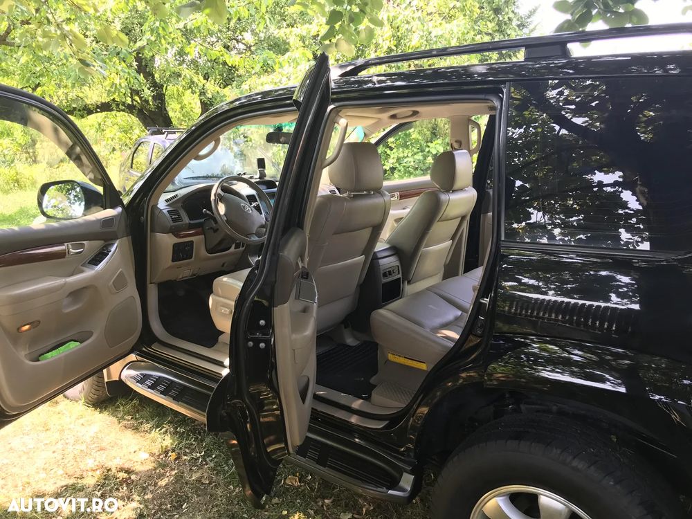 Toyota Land Cruiser 3.0 TD-4D VIP - 10