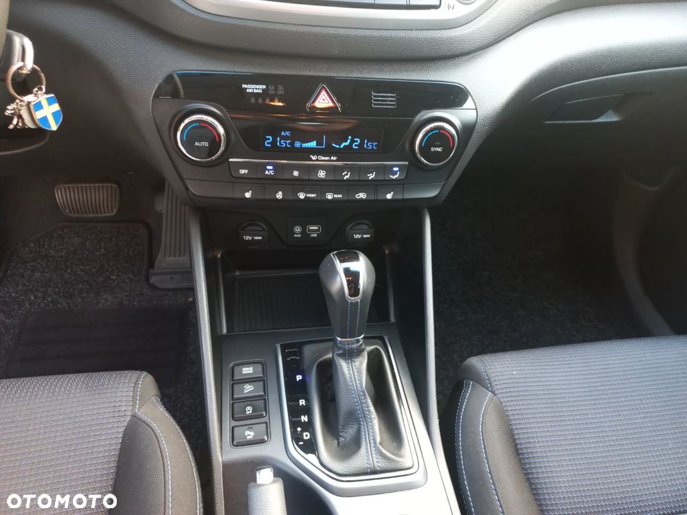Hyundai Tucson blue 1.7 CRDi 2WD DCT Style - 25