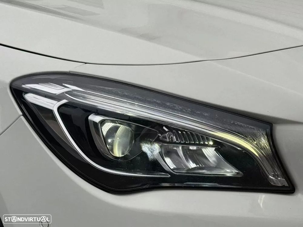 Mercedes-Benz CLA 45 AMG 4-Matic - 3