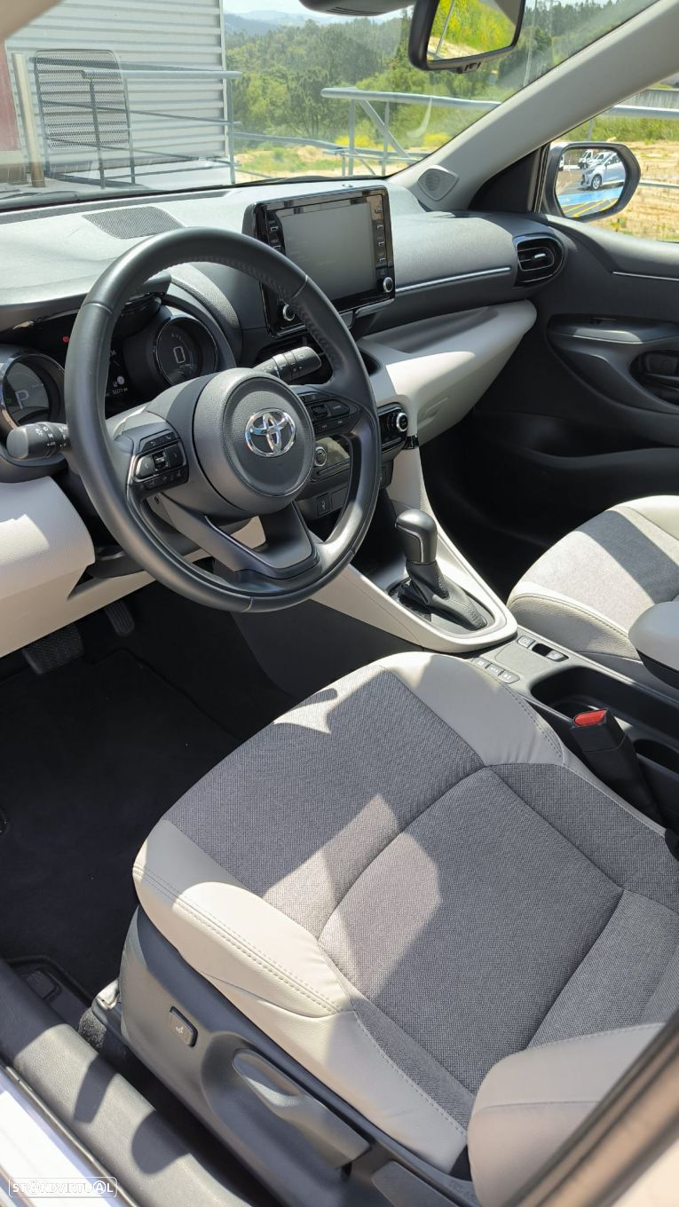 Toyota Yaris - 18