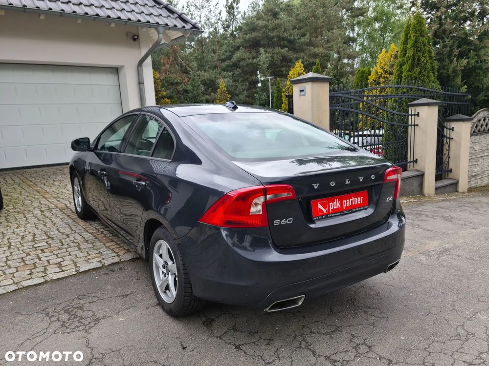 Volvo S60 - 16