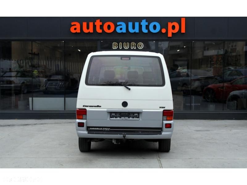 Volkswagen Transporter - 2