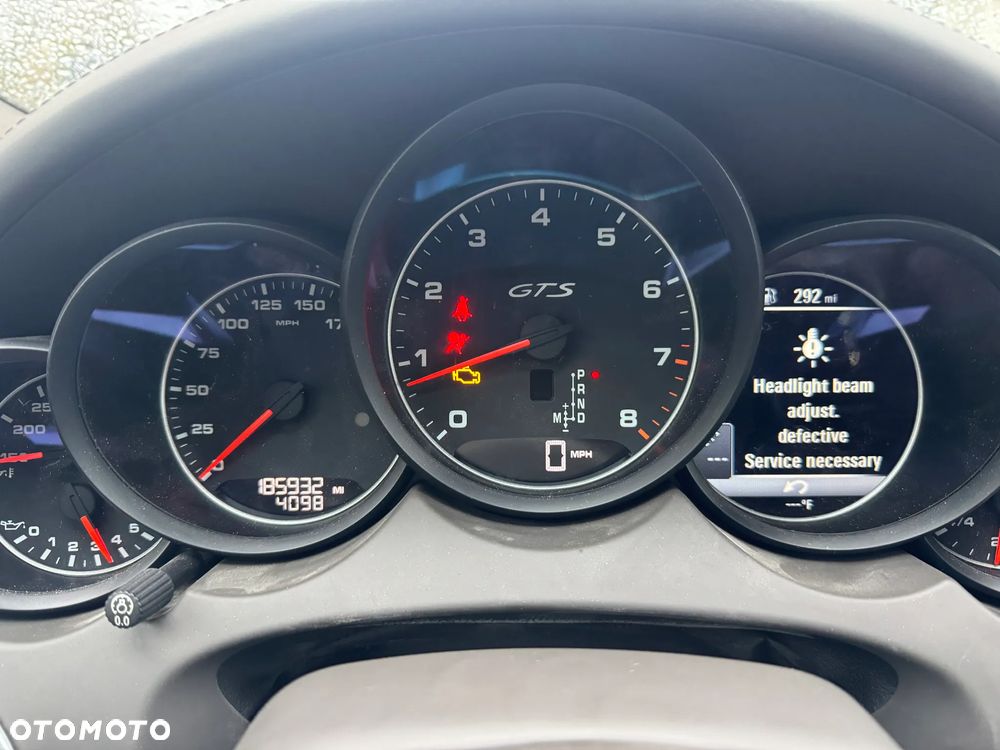 Porsche Cayenne GTS Tiptronic S - 9
