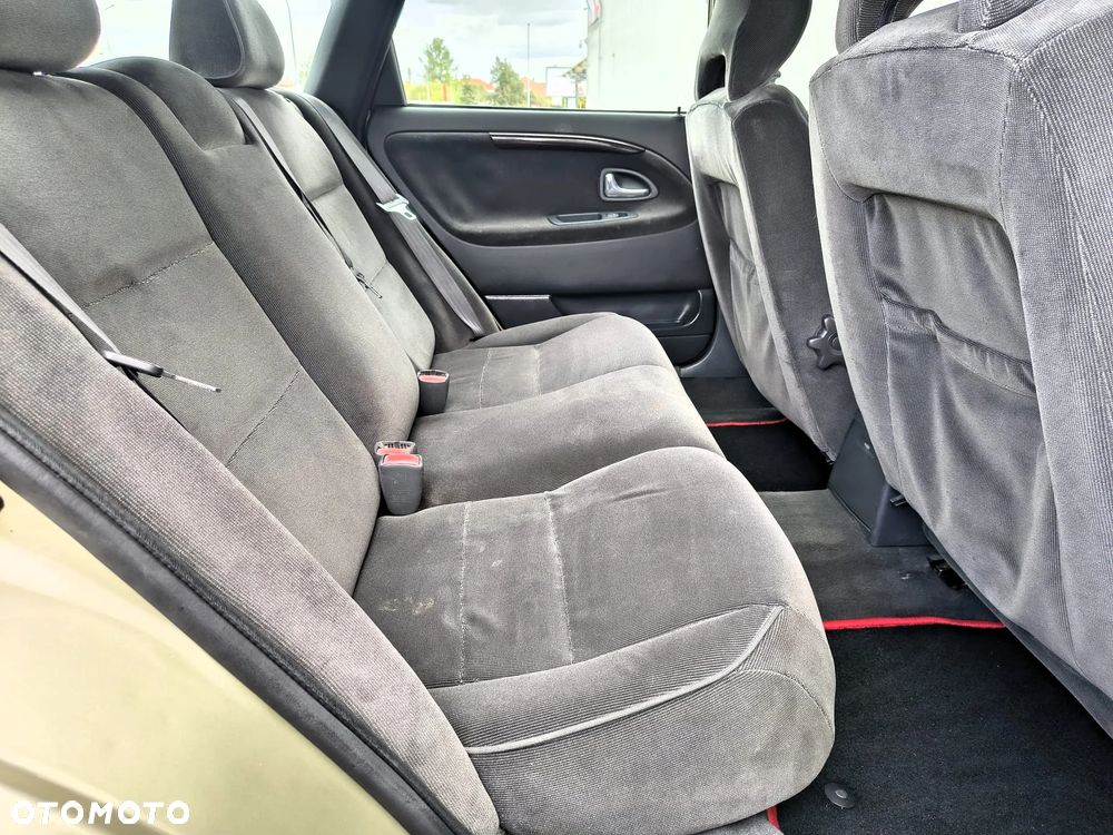 Volvo V40 - 15