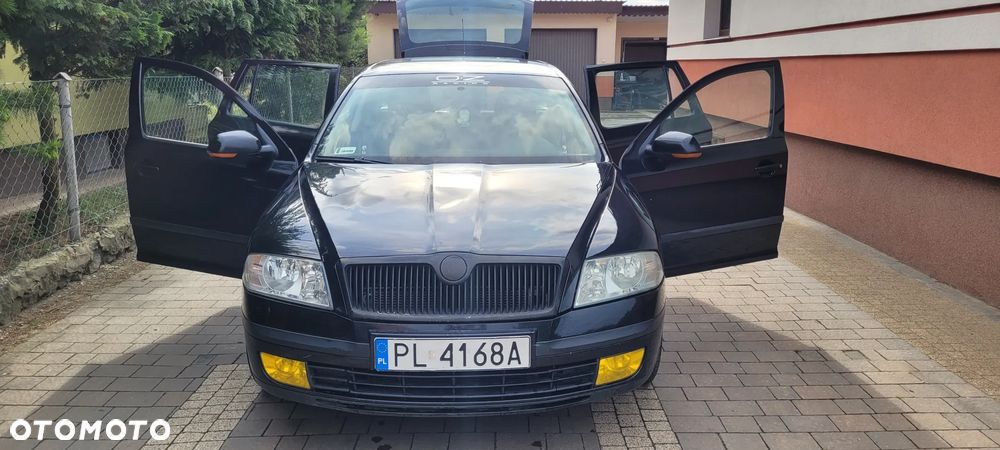 Skoda Octavia 1.6 Ambiente - 7