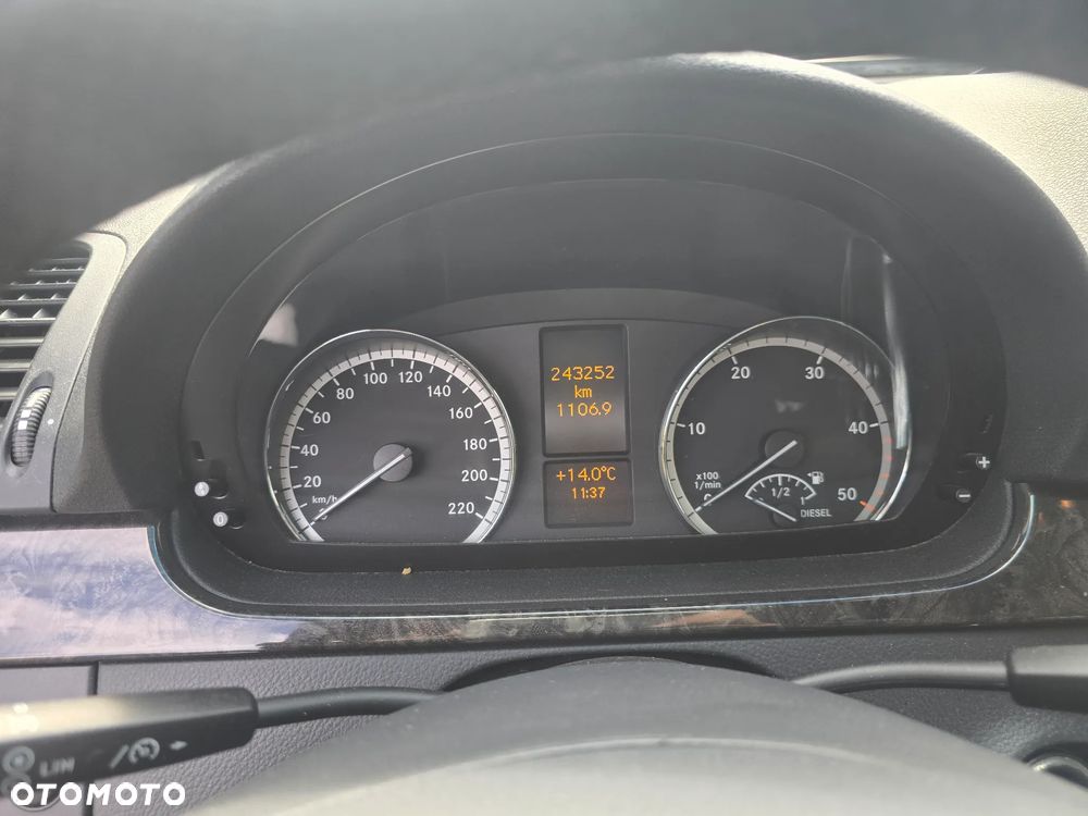 Mercedes-Benz Viano 3.0 CDI Ambiente (d³ugi) - 14